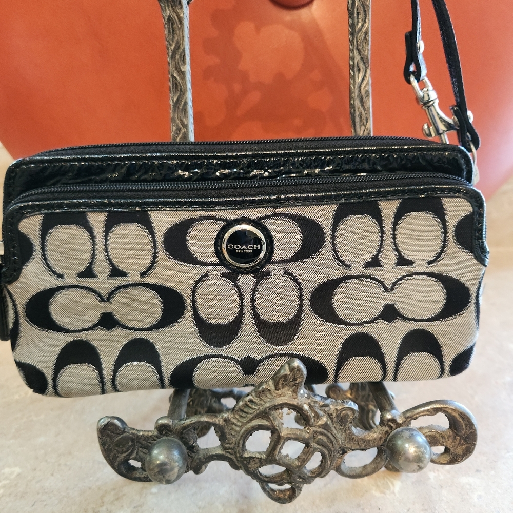 Coach signature wallet wristlet
